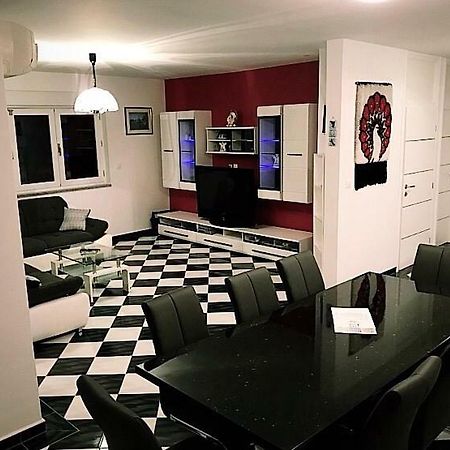 Mundial Apartments Njivice Extérieur photo