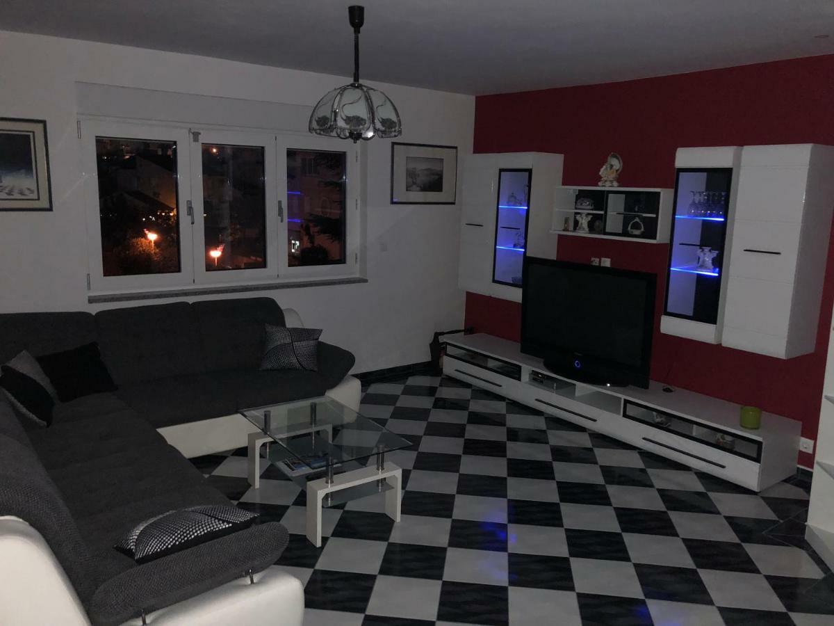 Mundial Apartments Njivice Extérieur photo